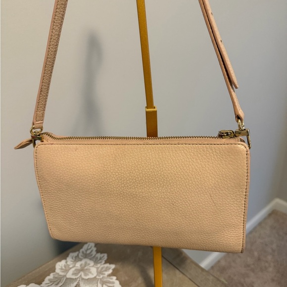 Tory Burch Cream Crossbody Kira Pebbled Leather Bag 91/2x51/2 - Picture 2 of 8